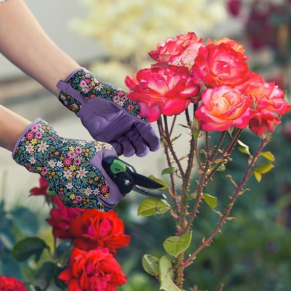 Women's Floral Gardening Gloves – Touchscreen Fingertips, Breathable Design, Non-Slip Leather Palm, One Size Fits Most