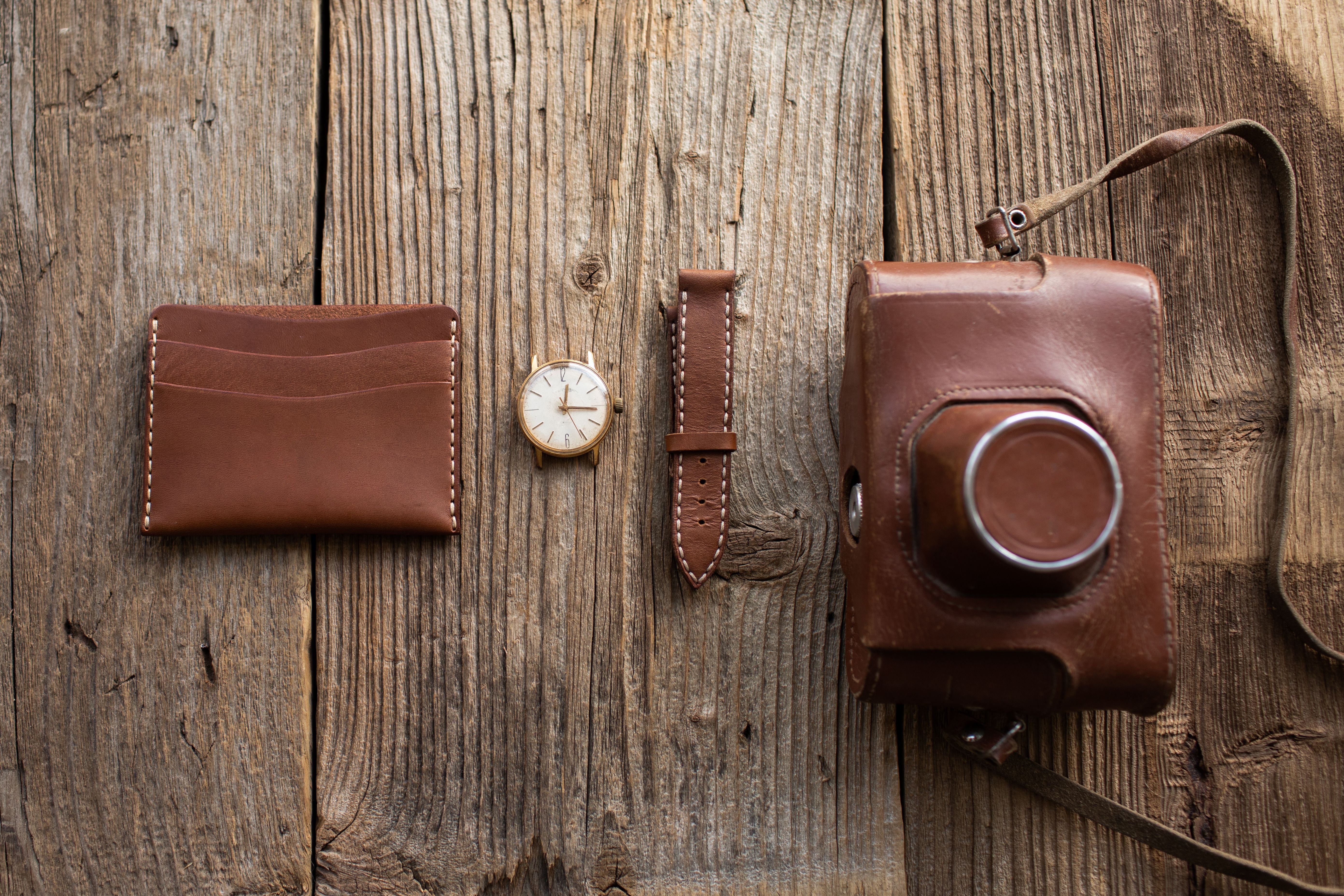 Zero-Decor Pure Minimalist Fashion Pieces